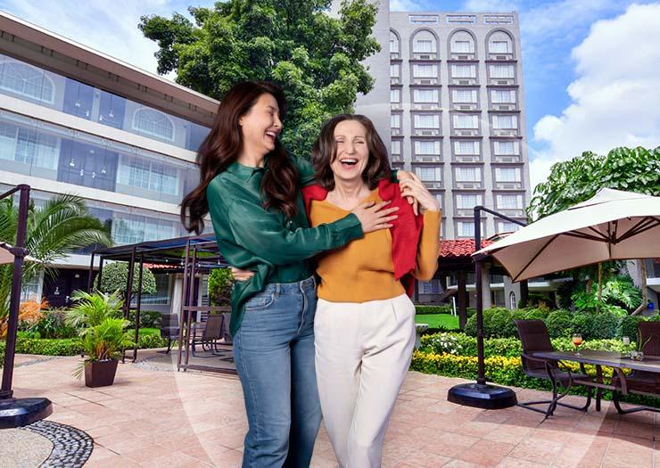 CELEBRATE MOM WITH A TRIP Krystal® Satélite María Bárbara Ciudad de México CELEBRATE MOM WITH A TRIP Krystal® Satélite María Bárbara Ciudad de México