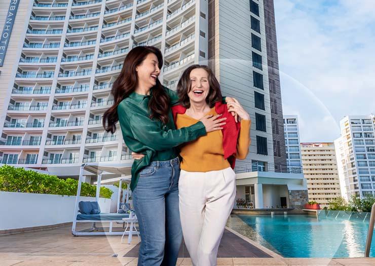 CELEBRATE MOM WITH A TRIP Krystal Urban® Cancún & Beach Club CELEBRATE MOM WITH A TRIP Krystal Urban® Cancún & Beach Club