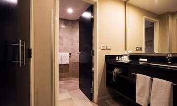 Salle de bain chambre exécutive Hôtel Urban Aeropuerto Ciudad de México - 