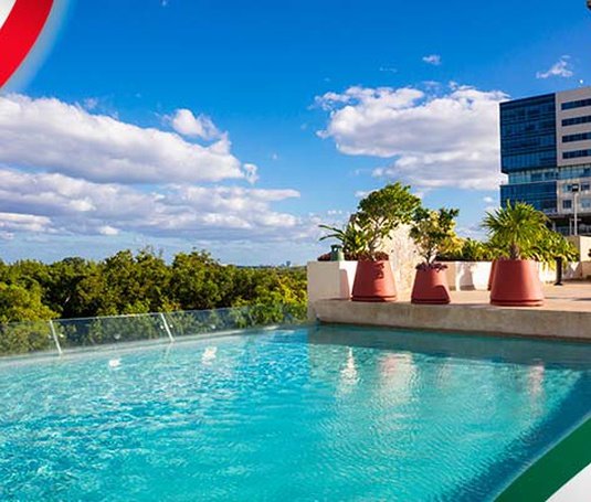 Profitez de votre printemps au centre-ville de Cancun ! Hôtel Krystal Urban Cancún - 