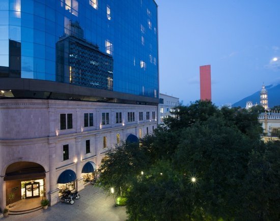 Façade Hotel Krystal Monterrey - 