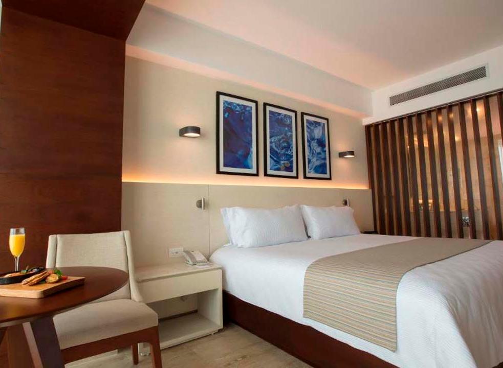 Krystal Grand® Cancún All Inclusive Krystal Grand® Cancún All Inclusive