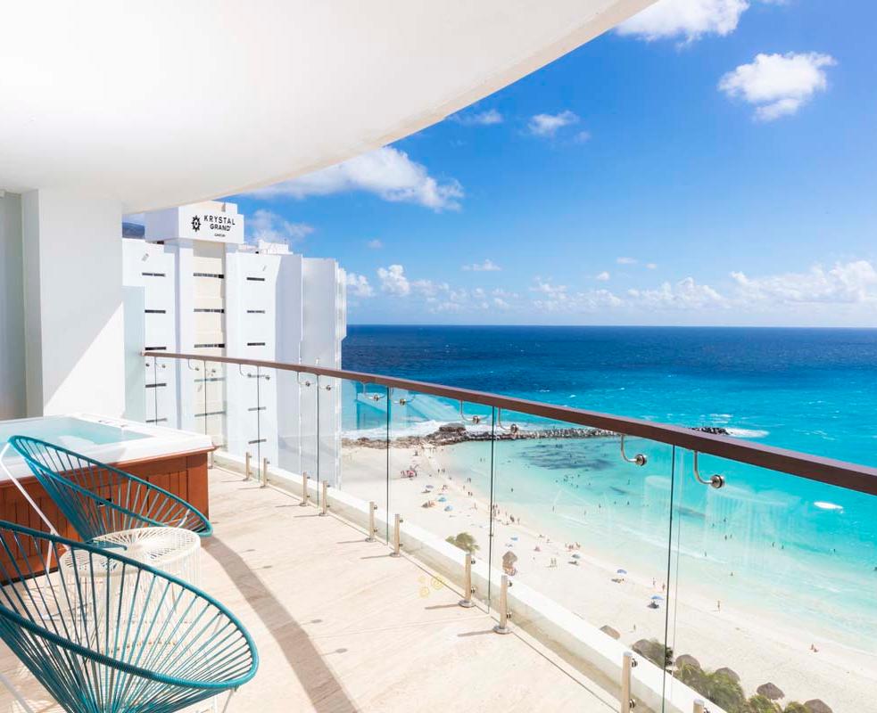 Krystal Grand® Cancún All Inclusive Krystal Grand® Cancún All Inclusive