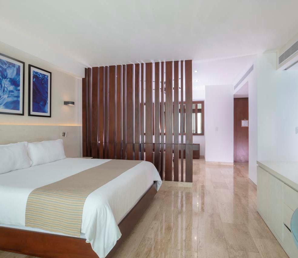 Krystal Grand® Cancún All Inclusive Krystal Grand® Cancún All Inclusive