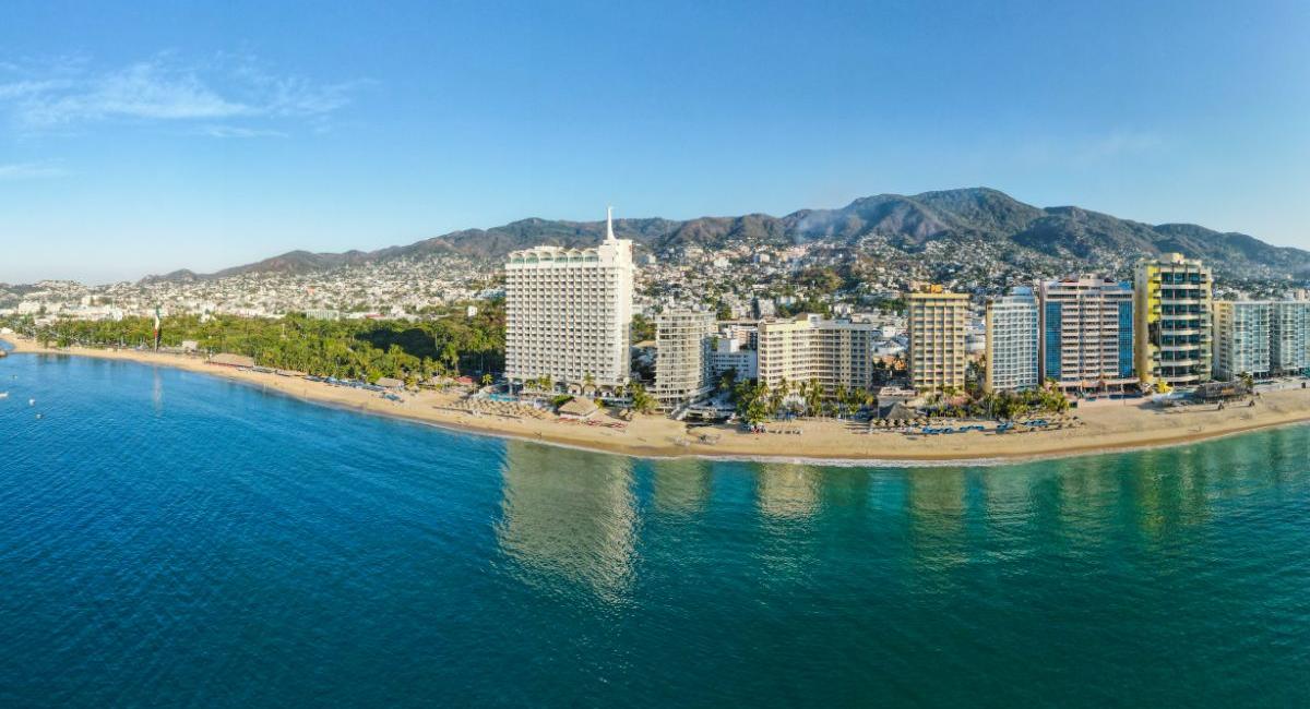 Krystal® Beach Acapulco Krystal® Beach Acapulco Krystal® Beach Acapulco Krystal® Beach Acapulco