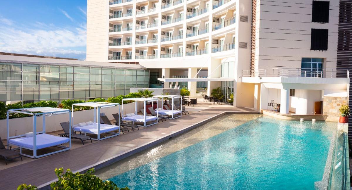 Krystal Urban® Cancún & Beach Club Krystal Urban® Cancún & Beach Club Krystal Urban® Cancún & Beach Club Krystal Urban® Cancún & Beach Club