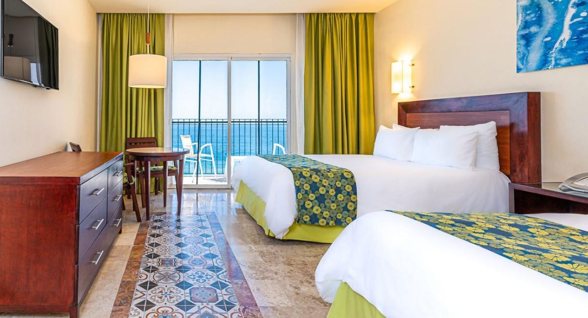 Krystal® Puerto Vallarta Krystal® Puerto Vallarta Krystal® Puerto Vallarta Krystal® Puerto Vallarta